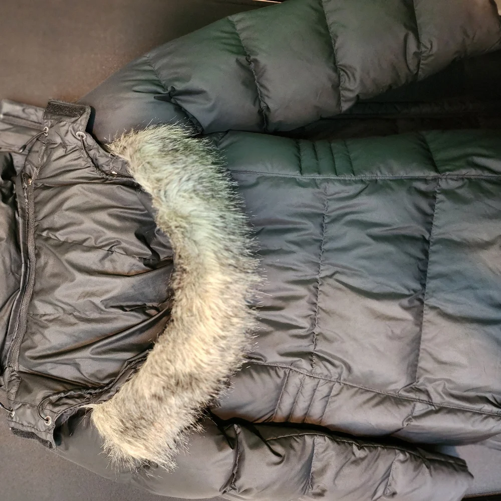 Mountain Hardwear Parka Jacket‎ Womens Small Black Down Puffer  Faux Fur Hood